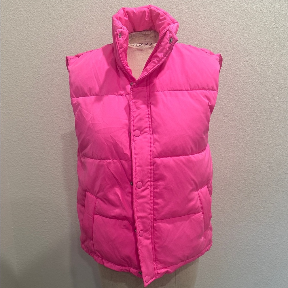 Wondershop Bright Pink Puffer Vest